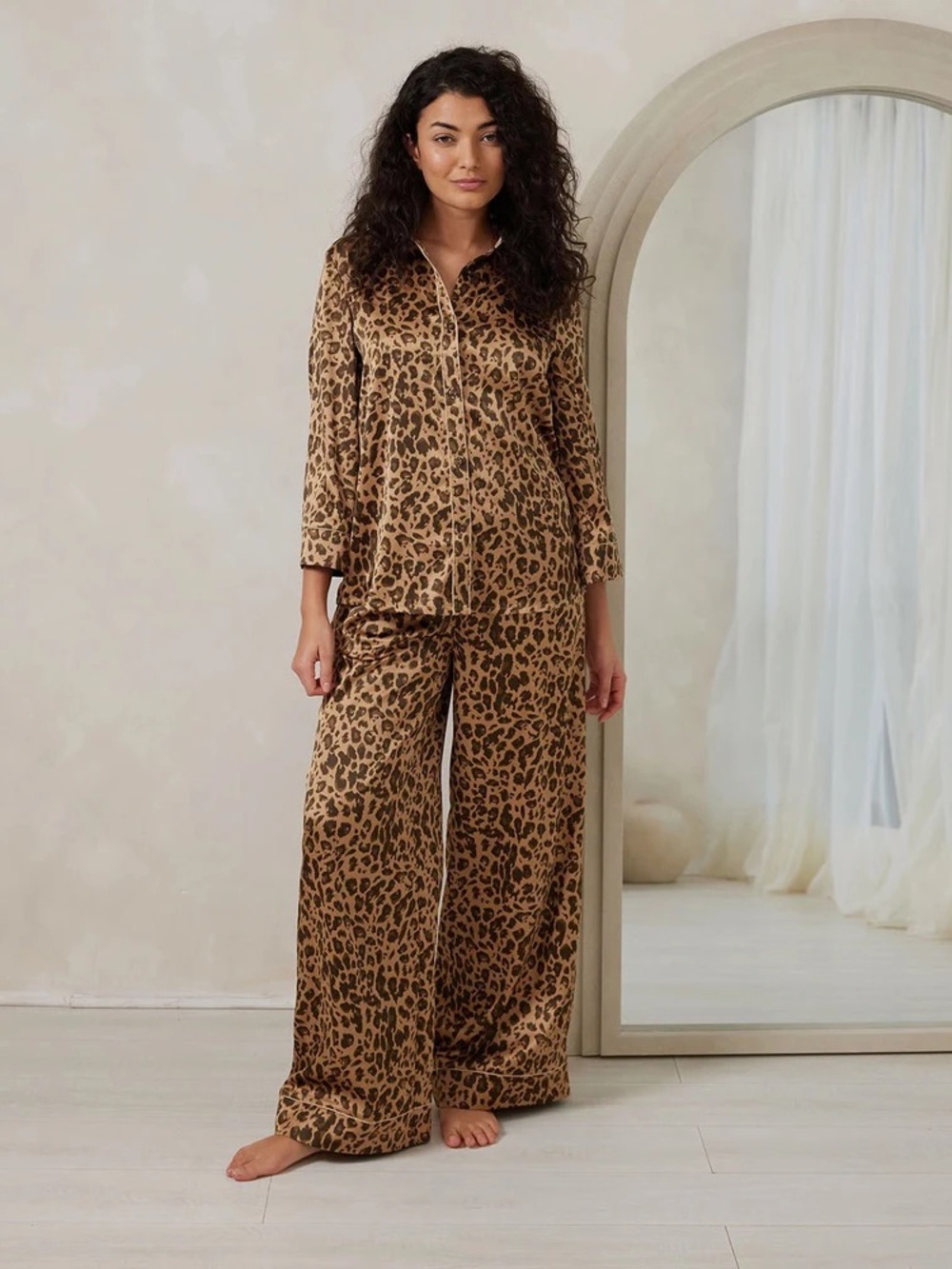 Chelsea Peers Leopard Print Satin Pyjamas